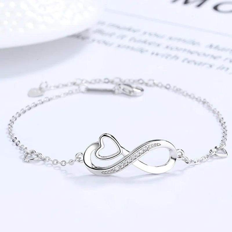 Infinite Affection Heart Bracelet