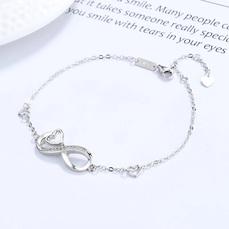 Infinite Affection Heart Bracelet